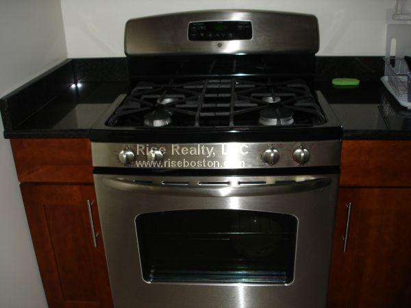 3 bed, 1 bath apartment for rent at 26 Radnor Rd Unit 2, Brighton