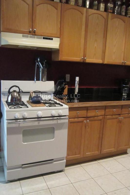 21 Bucknam St, Mission Hill