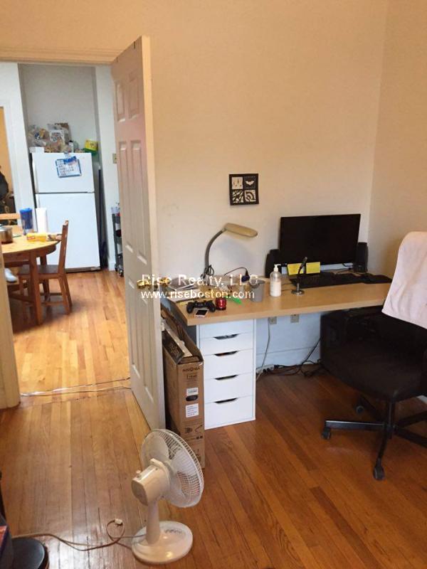 17 Cummings Rd, Brighton