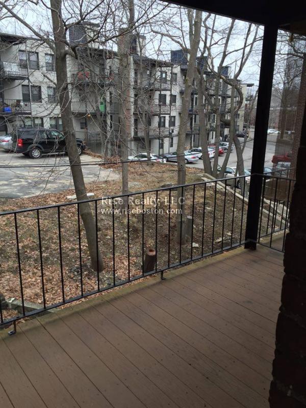 17 Cummings Rd, Brighton