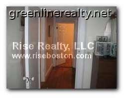 2 bed, 1 bath apartment for rent at 15 Park Vale Ave Unit 4, Allston — photo 5 of 6