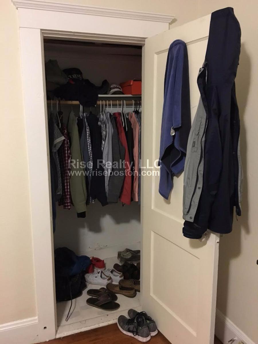 3 bed, 1 bath apartment for rent at 43 South St Unit 2, Brighton — photo 2 of 5