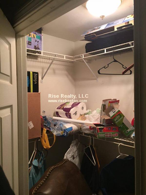 4 bed, 1 bath apartment for rent at 2 Shepherd Ave Unit 2, Mission Hill — photo 3 of 11