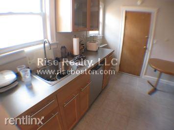 3 bed, 1 bath apartment for rent at 96 Colborne Rd Unit 2nd, Brighton — photo 6 of 6