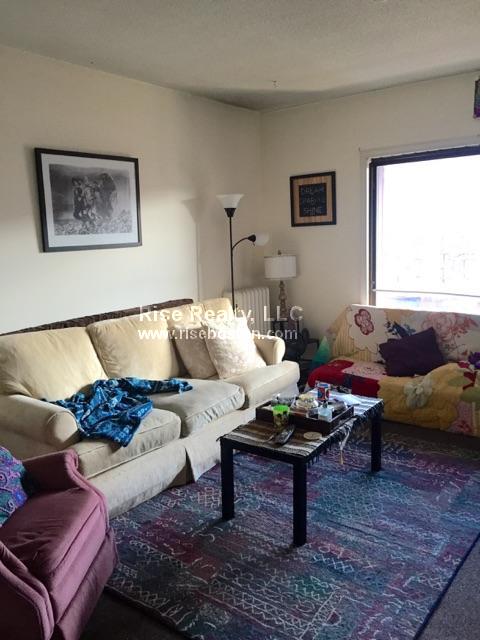 317 Summit Ave, Brighton