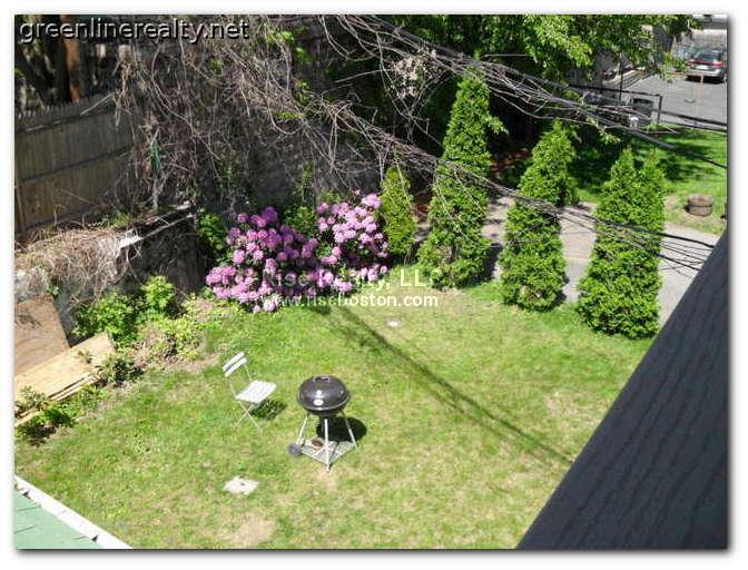 4 bed, 2 bath apartment for rent at 128 Washington St Unit 1, Brighton — photo 7 of 8