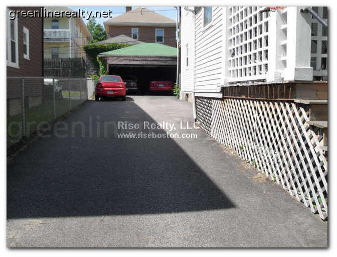 4 bed, 2 bath apartment for rent at 128 Washington St Unit 1, Brighton — photo 8 of 8