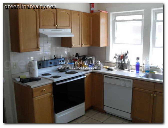 4 bed, 2 bath apartment for rent at 128 Washington St Unit 1, Brighton