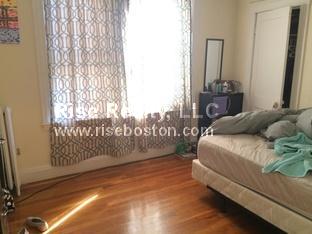 1711 Commonwealth Ave, Brighton