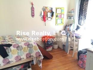 1711 Commonwealth Ave, Brighton