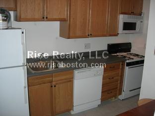 3 bed, 1.5 bath apartment for rent at 1706 Commonwealth Ave Unit 24, Brighton — photo 1 of 3