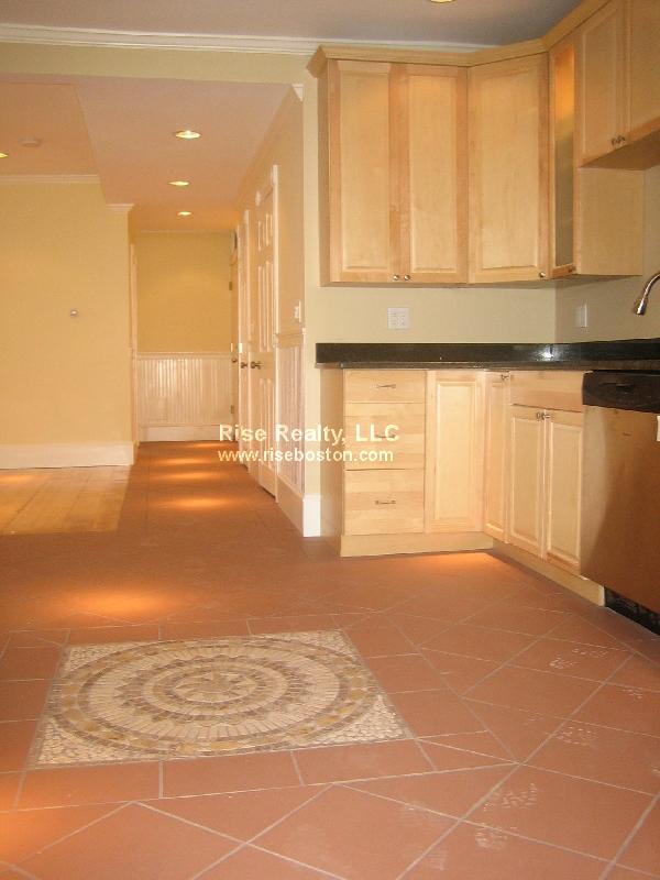 2 bed, 1 bath apartment for rent at 32 Hall St Unit 2, Jamaica Plain — photo 4 of 7