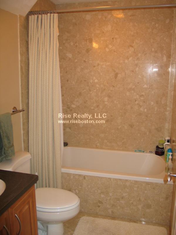 4 bed, 2.5 bath apartment for rent at 16 Wadsworth St, Allston — photo 5 of 13