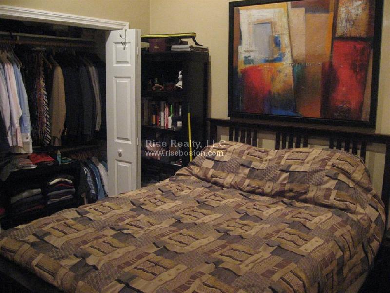 4 bed, 2.5 bath apartment for rent at 16 Wadsworth St, Allston — photo 12 of 13