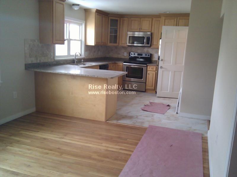 4 bed, 2 bath apartment for rent at 20 Cummings Rd Unit 2, Brighton — photo 6 of 6
