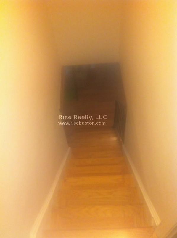 3 bed, 1 bath apartment for rent at 17 Simpson Ave Unit 1, Davis Square — photo 5 of 5