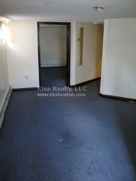 31 Seattle Rd, Allston