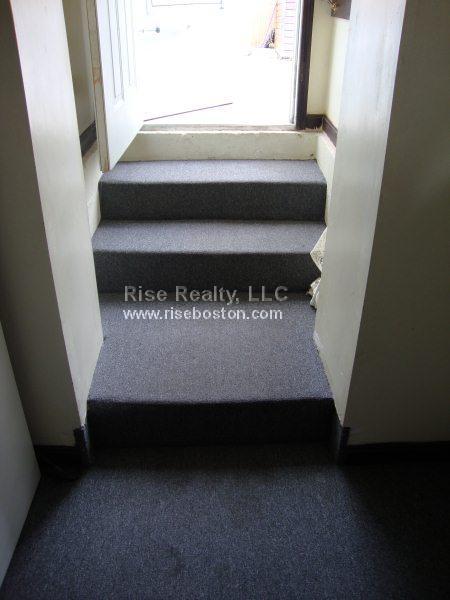 31 Seattle Rd, Allston