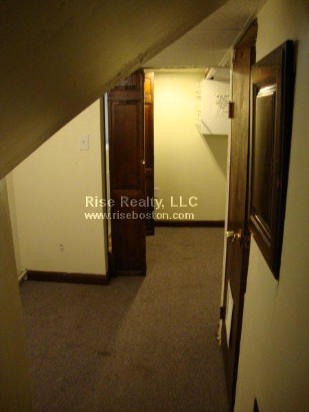 31 Seattle Rd, Allston