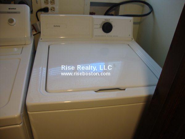 31 Seattle Rd, Allston