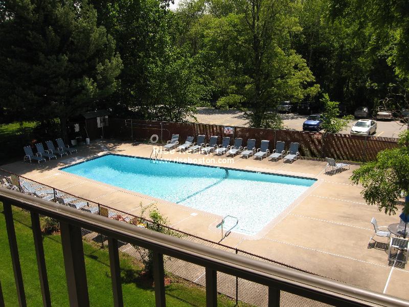 50-56 Broadlawn Park, Chestnut Hill