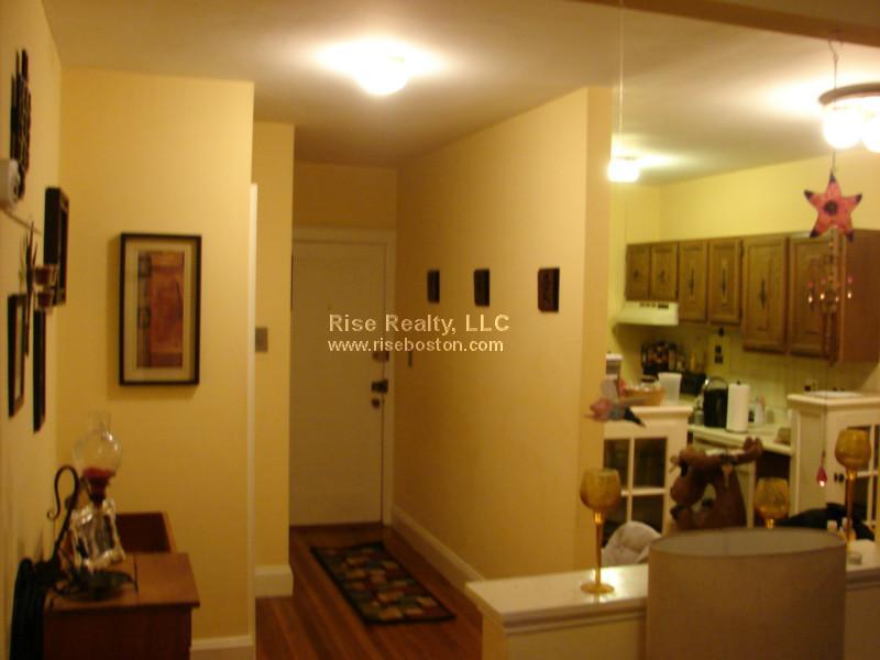 2 bed, 1 bath apartment for rent at 52 Strathmore Unit 35, Brighton — photo 3 of 23