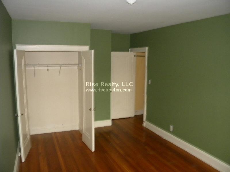 2 bed, 1 bath apartment for rent at 52 Strathmore Unit 35, Brighton — photo 16 of 23