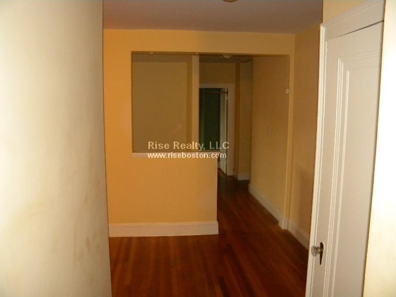 2 bed, 1 bath apartment for rent at 52 Strathmore Unit 35, Brighton — photo 17 of 23