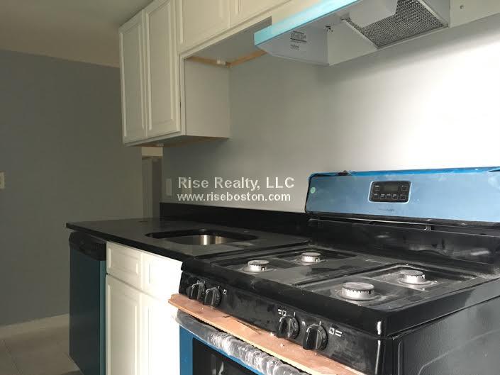 2 bed, 1 bath apartment for rent at 41 Bigelow Unit 2, Brighton — photo 8 of 9