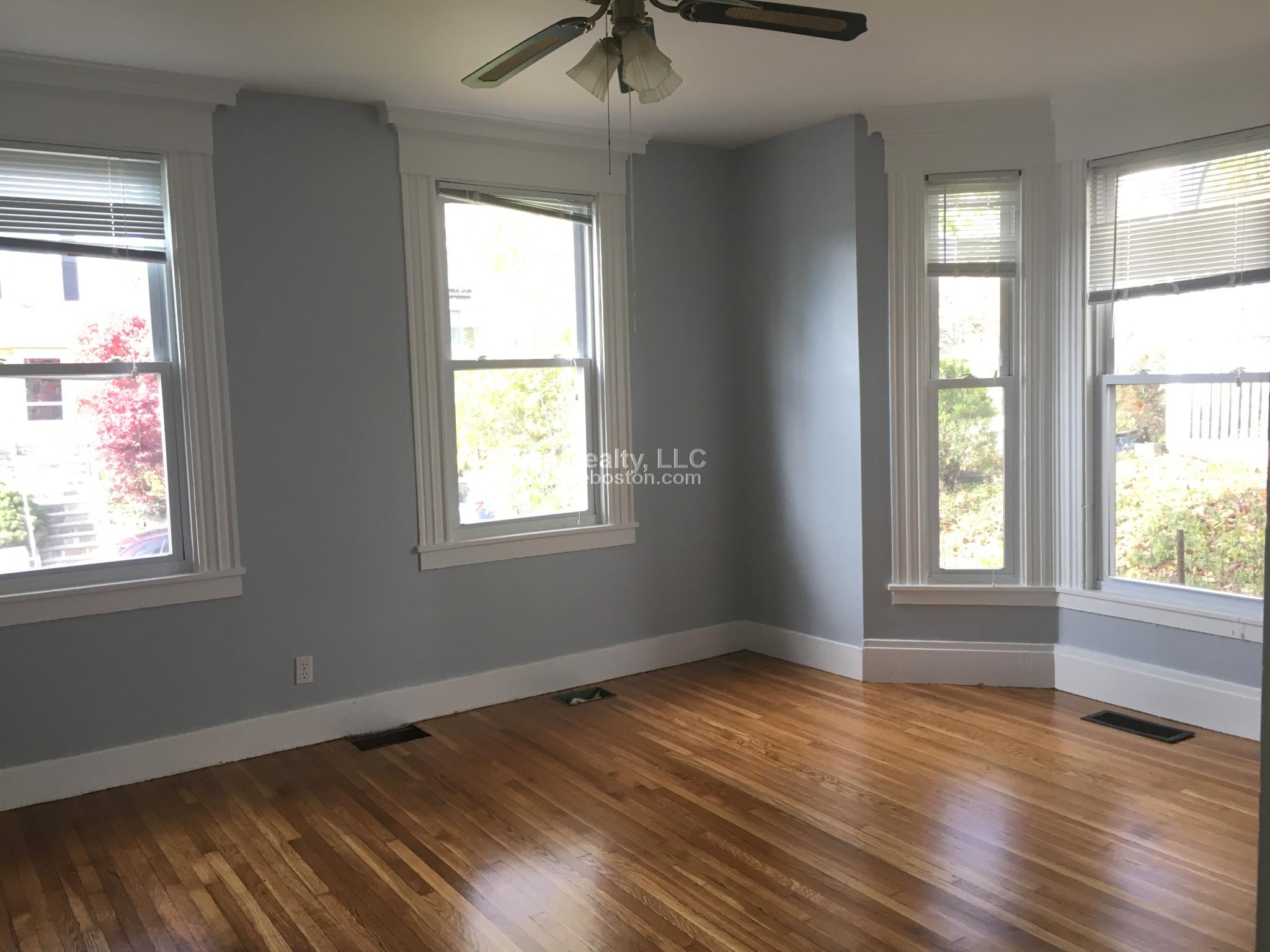 2 bed, 1 bath apartment for rent at 41 Bigelow Unit 2, Brighton