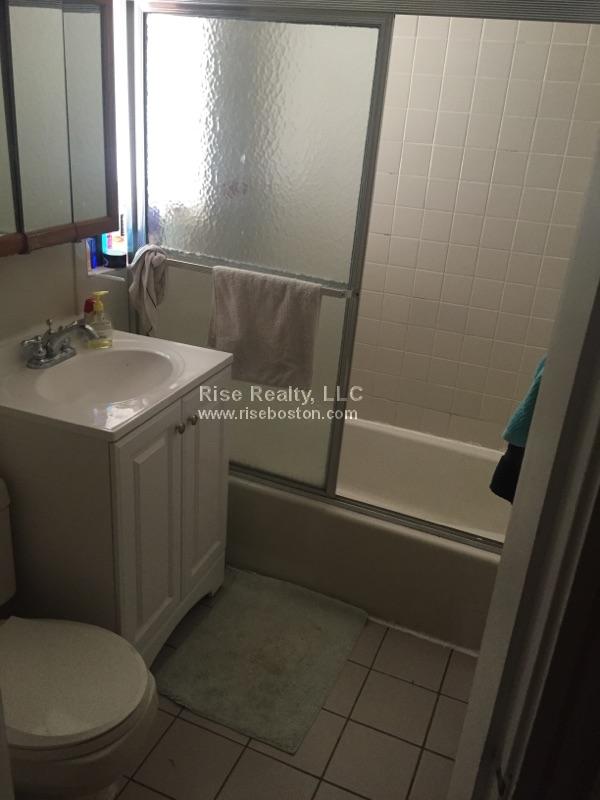 3 bed, 1 bath apartment for rent at 6 Sutherland Rd Unit 45, Brighton