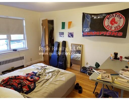 3 bed, 1 bath apartment for rent at 18 Caltha Rd, Brighton — photo 14 of 14