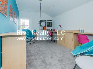 158 Cypress St, Brookline