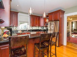 158 Cypress St, Brookline