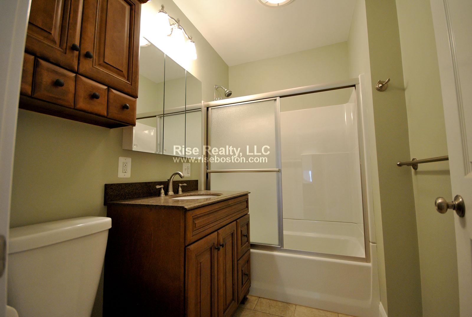 3 bed, 1 bath apartment for rent at 40 Turner St Unit 3, Brighton — photo 12 of 14