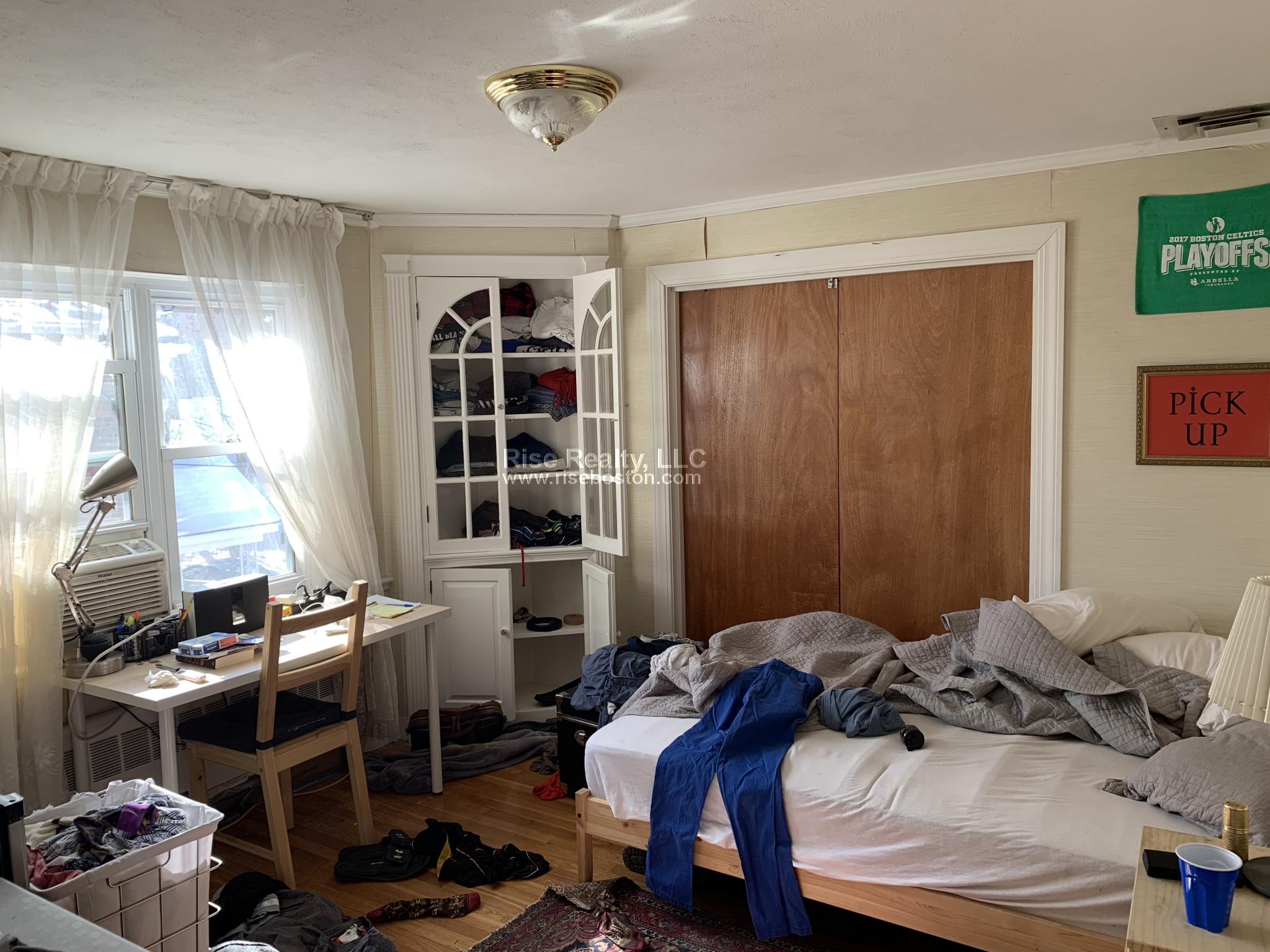 4 bed, 1 bath apartment for rent at 16 Caltha Rd, Brighton — photo 8 of 12