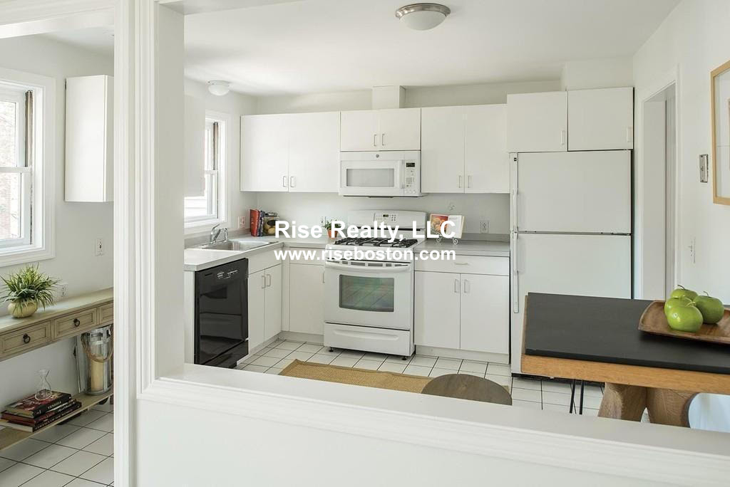 35 Cottage St, Newton