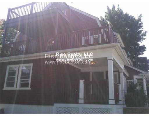 4 bed, 2 bath apartment for rent at 29 Sutherland Rd Unit 2, Brighton — photo 6 of 6