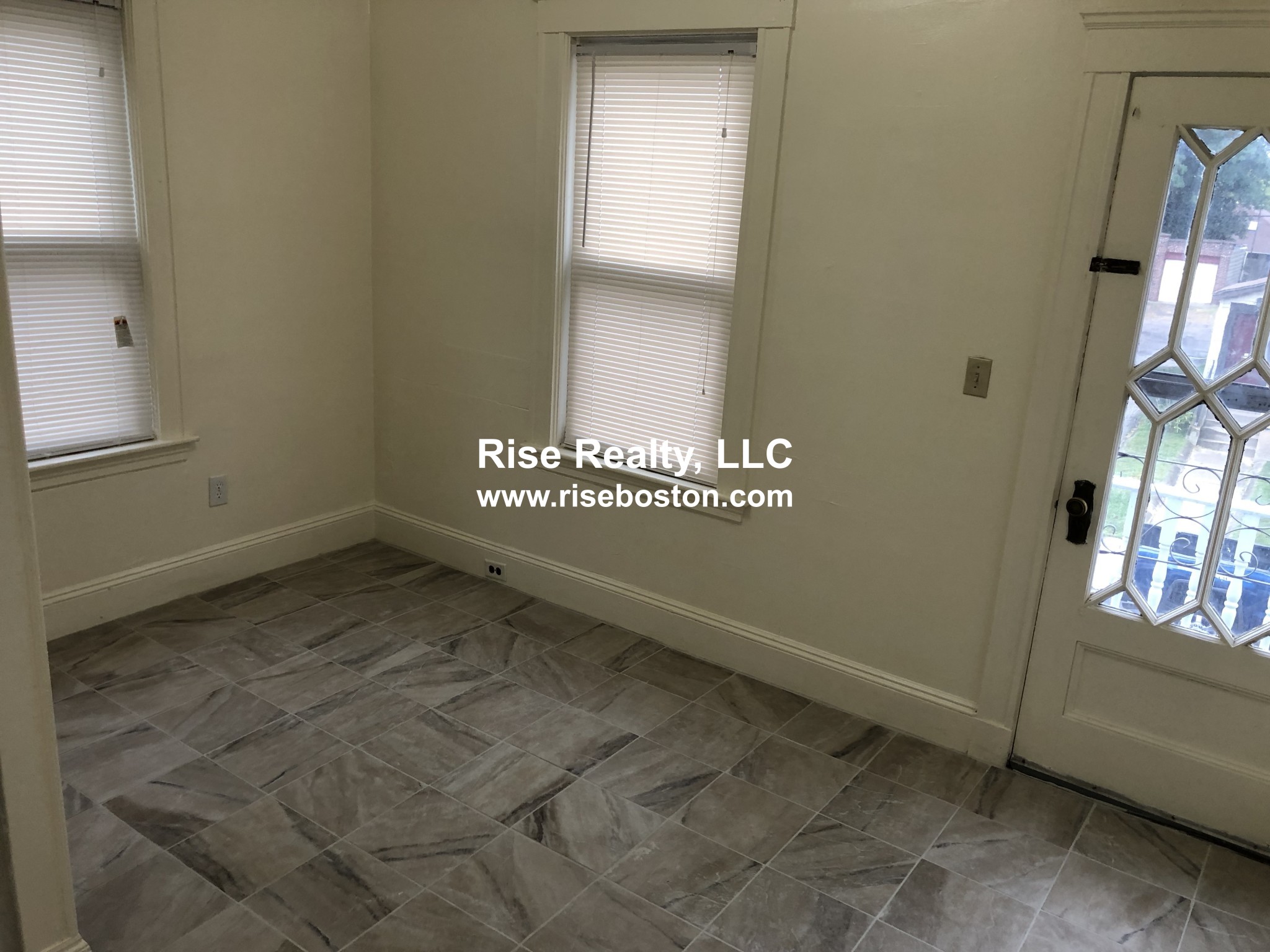 5 bed, 2 bath apartment for rent at 11 Mapleton St, Brighton — photo 2 of 10