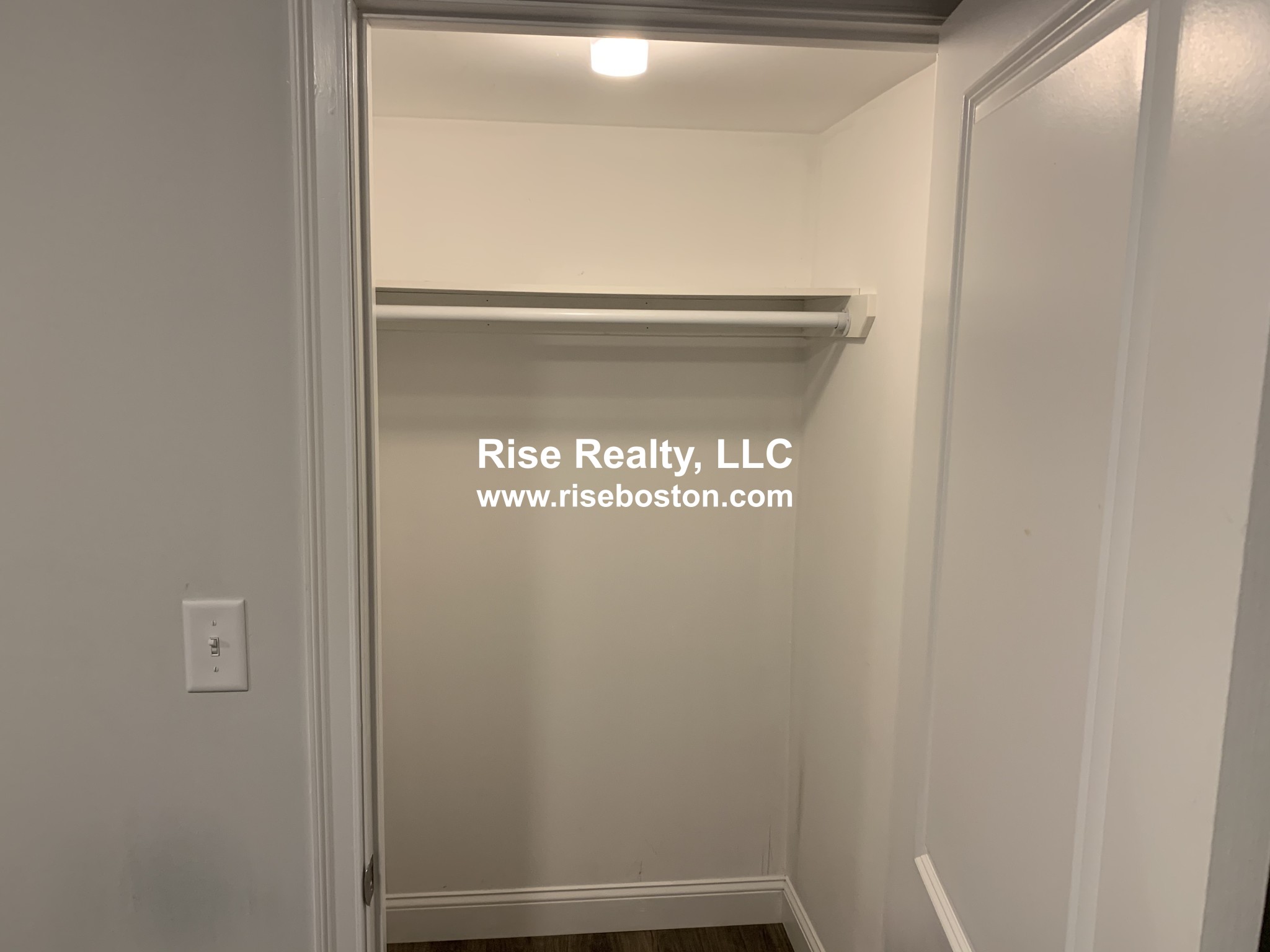 7 bed, 3 bath apartment for rent at 26 Lake Unit n/a, Brighton — photo 3 of 10