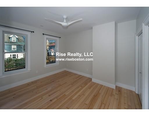 2 bed, 1 bath apartment for rent at 46 Leamington Unit 2, Brighton — photo 4 of 11