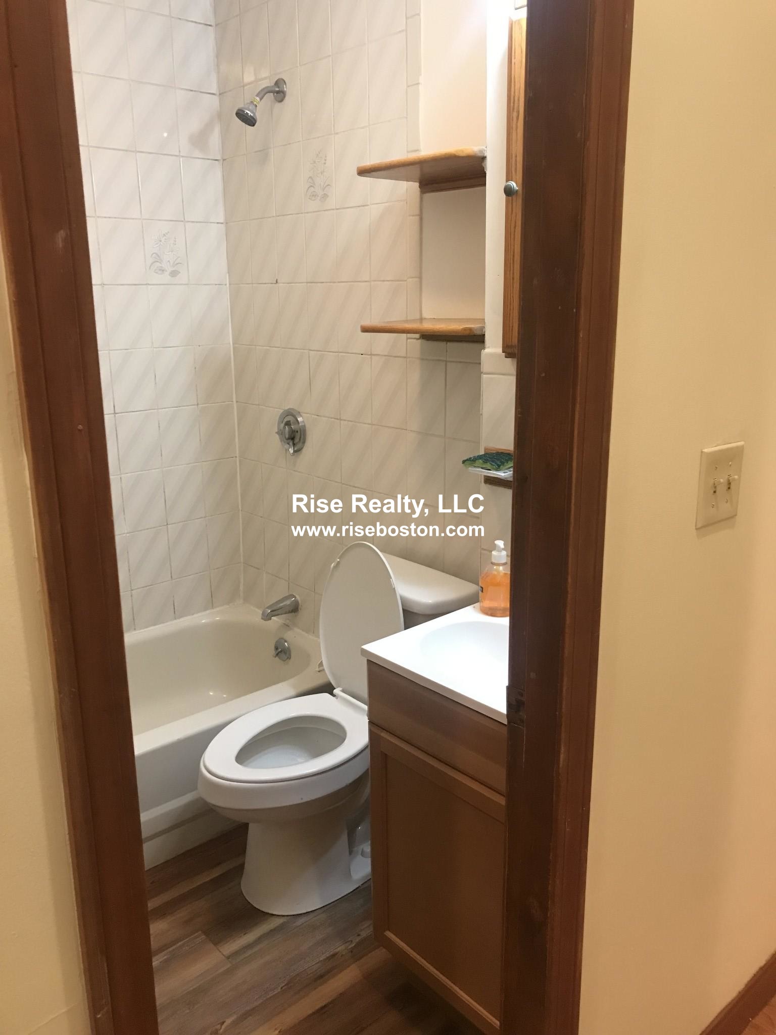 2 bed, 1 bath apartment for rent at 324 Chestnut Hill Ave Unit 3, Brighton — photo 7 of 11