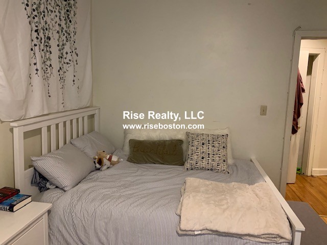 616 Columbus Ave, Roxbury