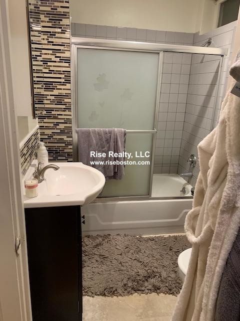 616 Columbus Ave, Roxbury