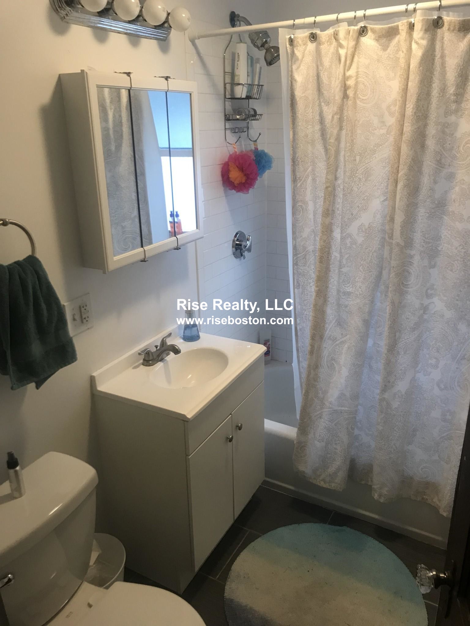 14 Lake St, Brighton