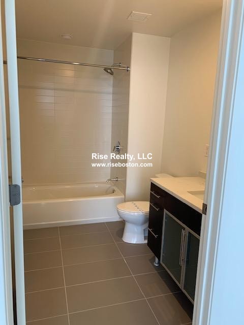 1330 Boylston, Boston