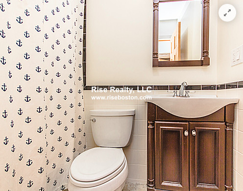 137 Charles St, Beacon Hill