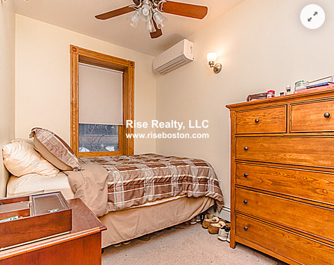 137 Charles St, Beacon Hill