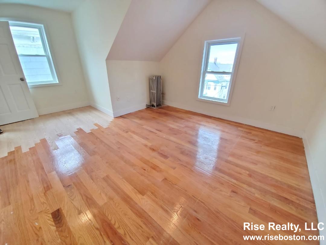 48 Cameron Ave, Teele Square