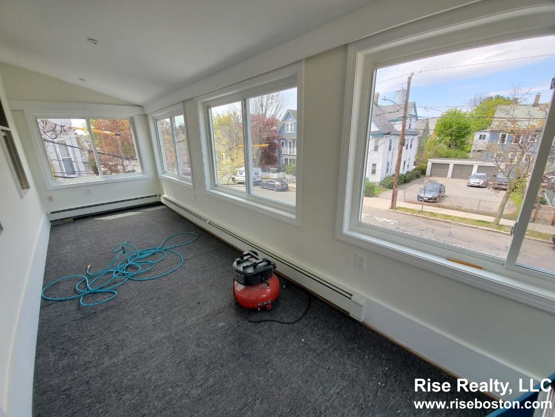 48 Cameron Ave, Davis Square